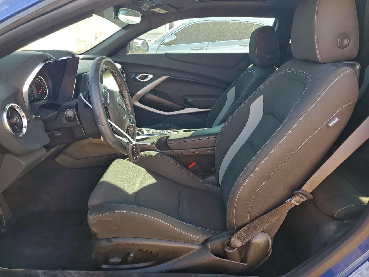 2023 Chevrolet Camaro ls