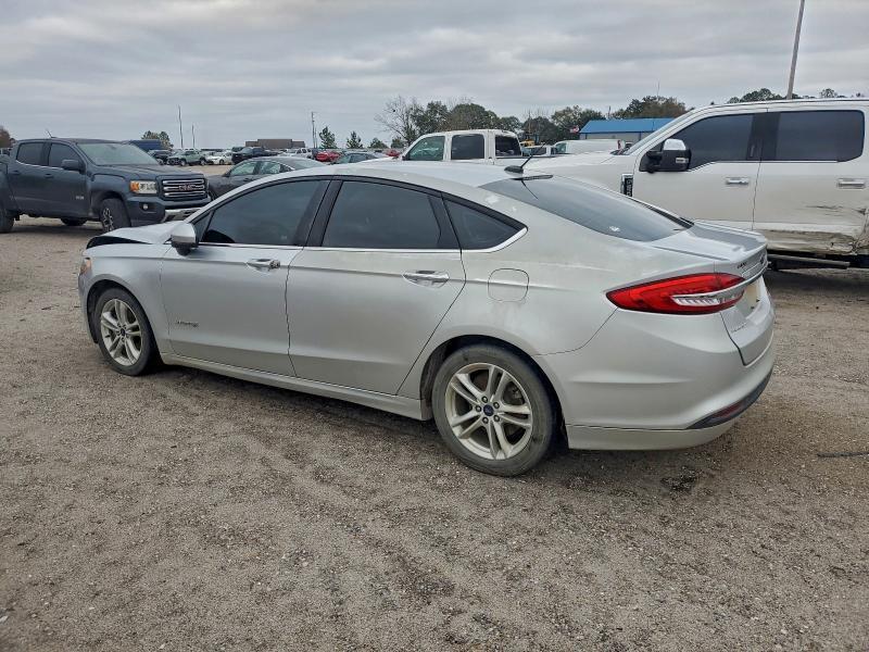 2018 Ford Fusion se Hybrid