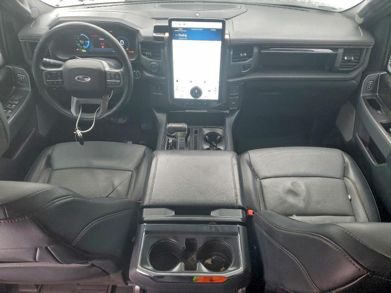 2022 Ford F150 Lightning pro