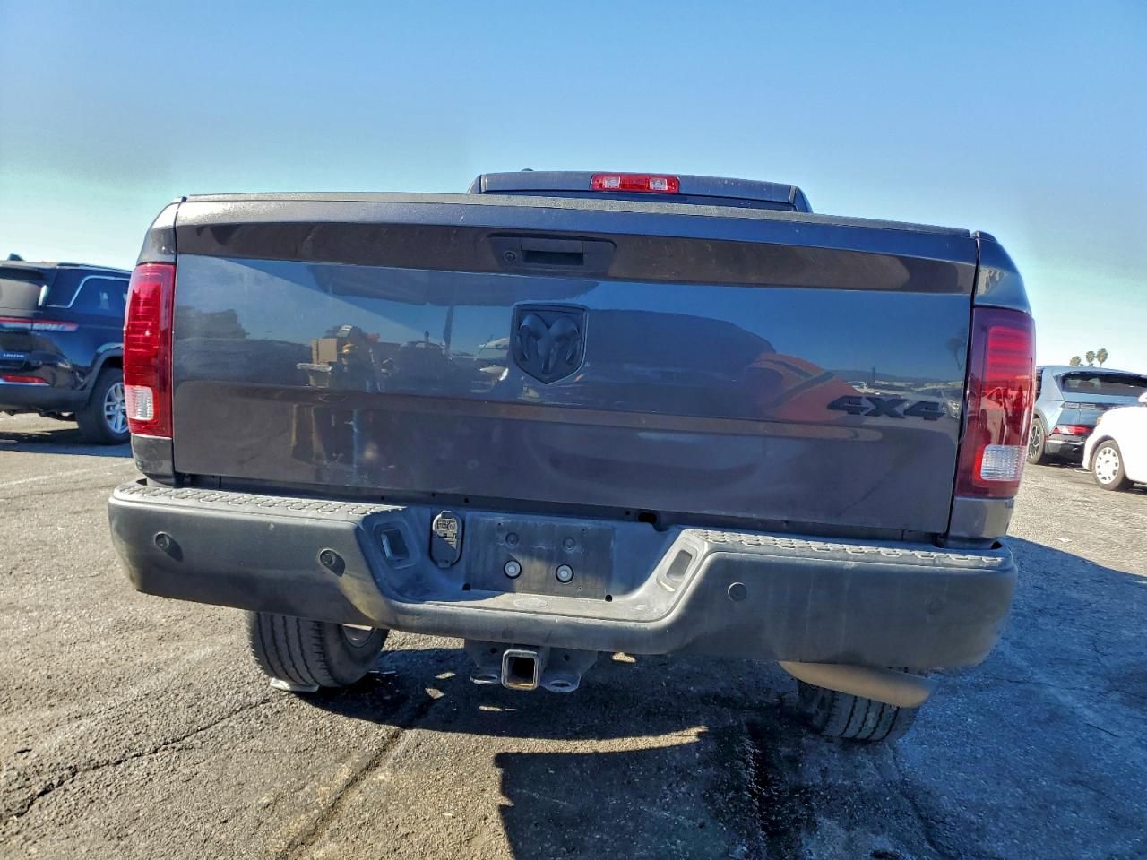 2022 Dodge Ram 1500 Classic slt