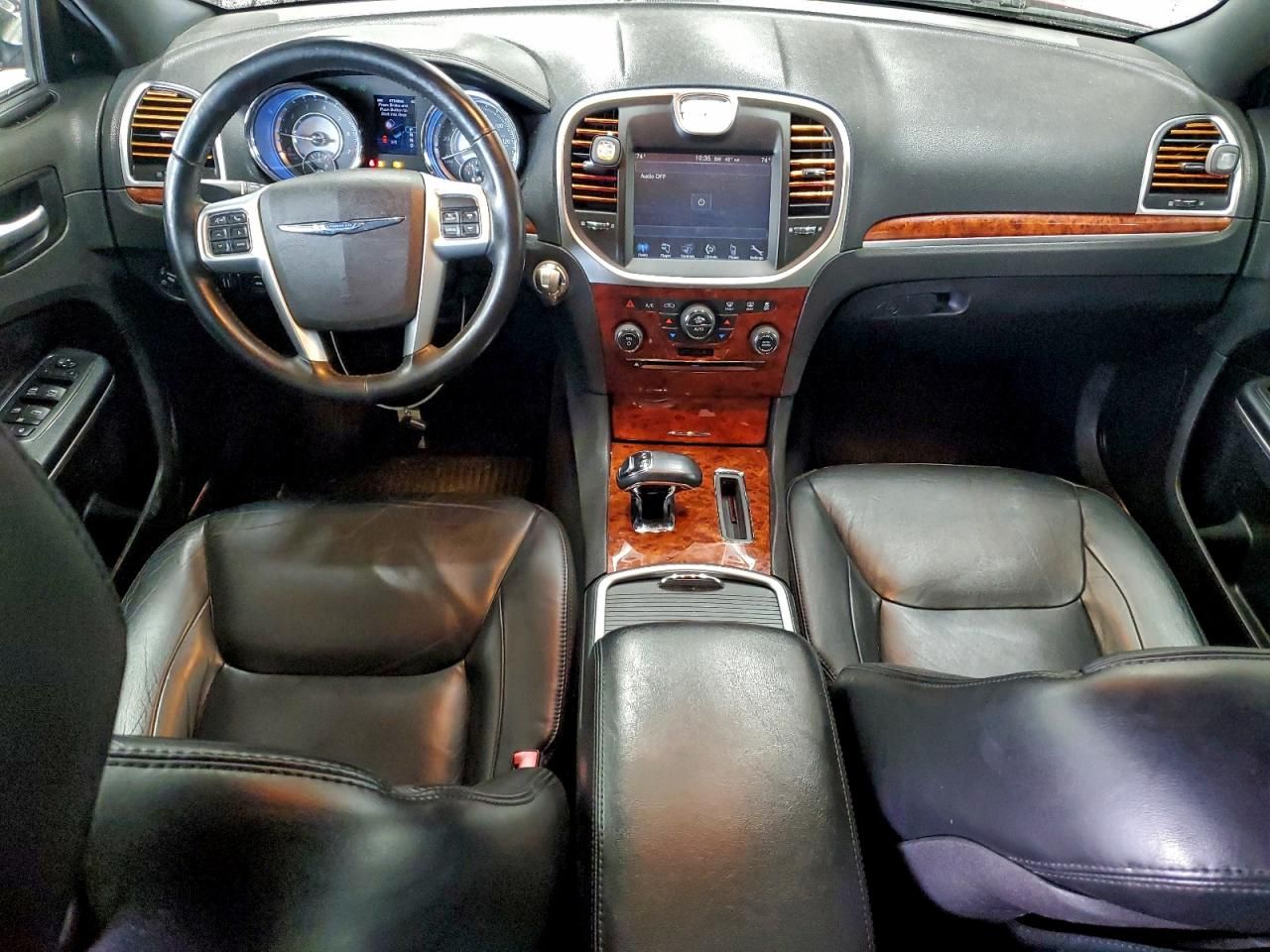 2012 Chrysler 300 Limited