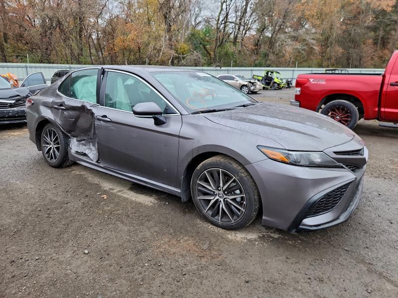 2024 Toyota Camry se Night Shade