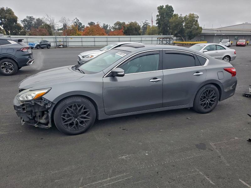 2017 Niss Altima 2.5