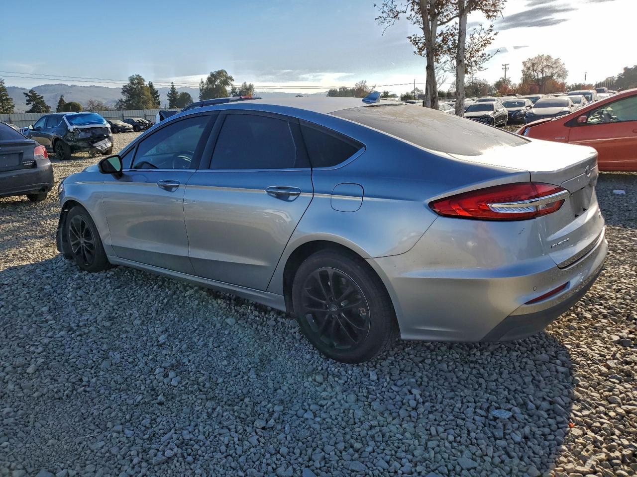 2020 Ford Fusion se