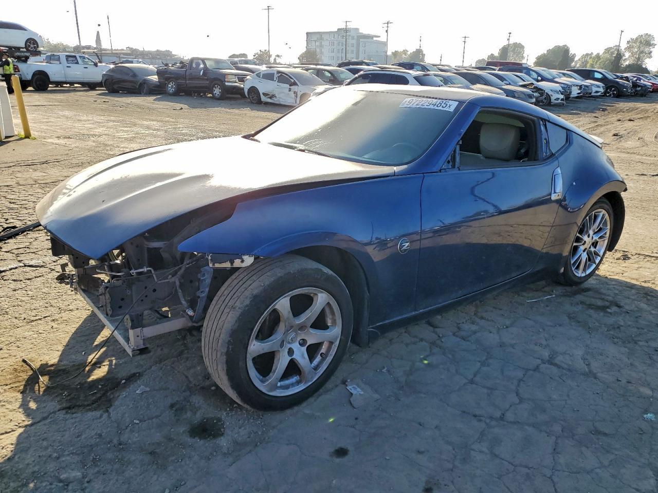 2014 Nissan 370z Base