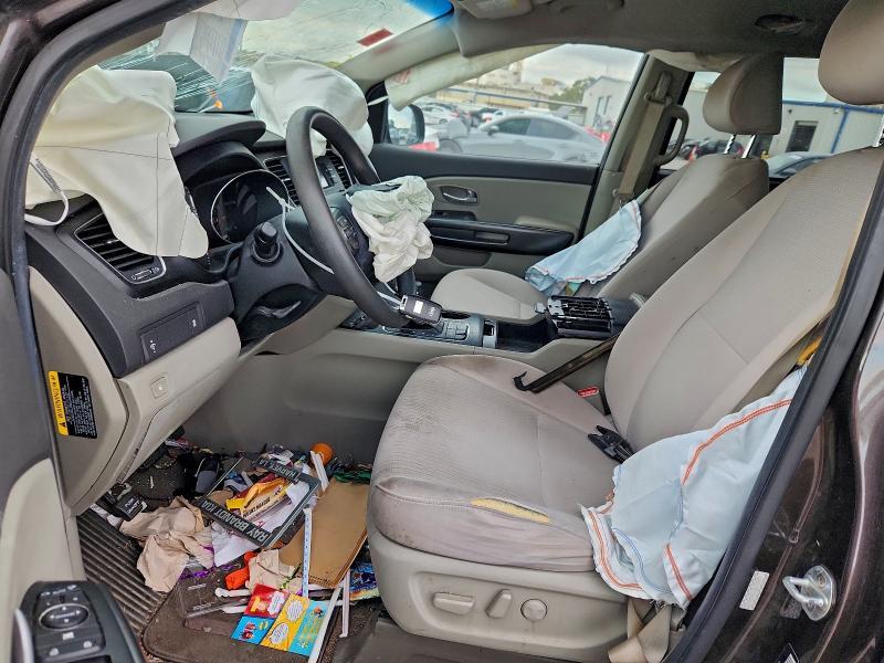 2016 KIA Sedona lx