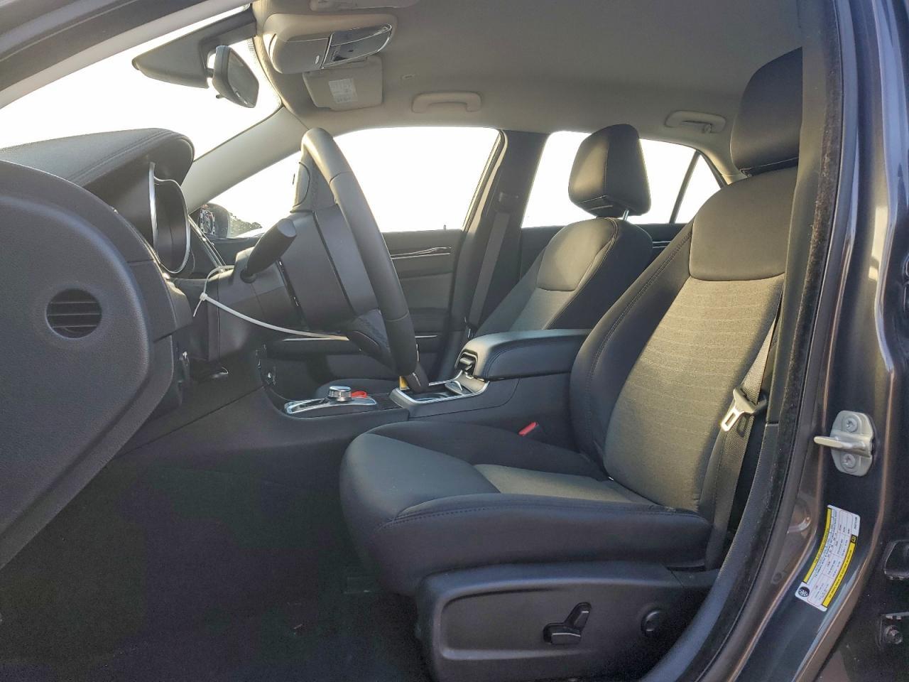 2023 Chrysler 300 Touring