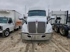 2020 Kenworth T680 Semi Truck