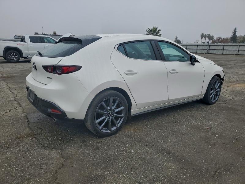 2021 Mazda 3 Select