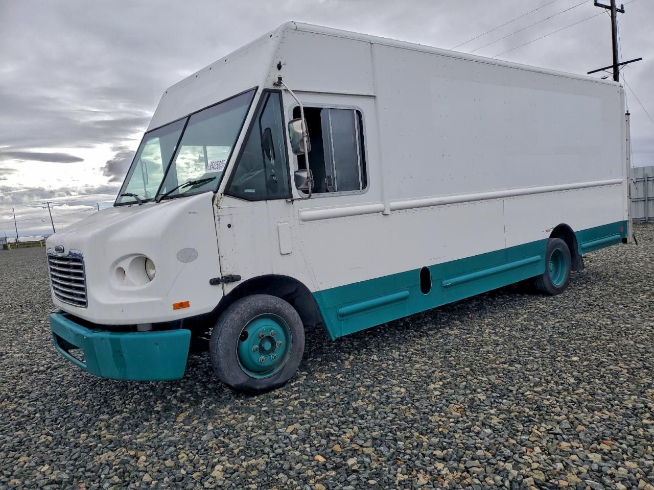 2012 Freightliner MT45G Delivery Truck