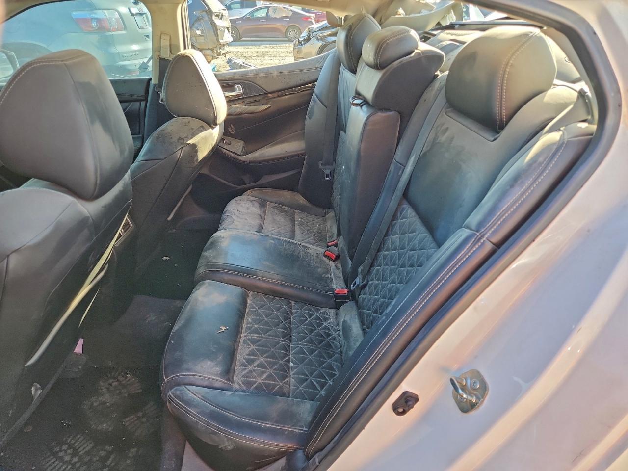 2017 Niss Maxima Platinum