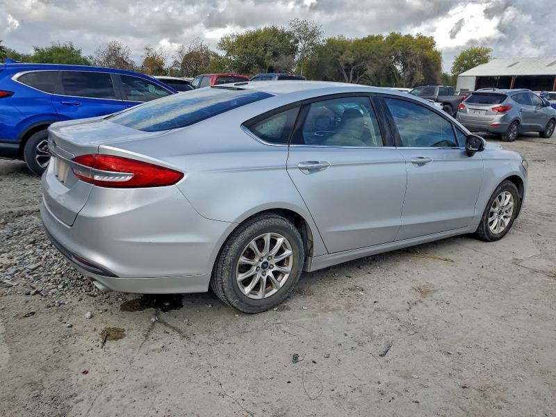 2017 Ford Fusion s