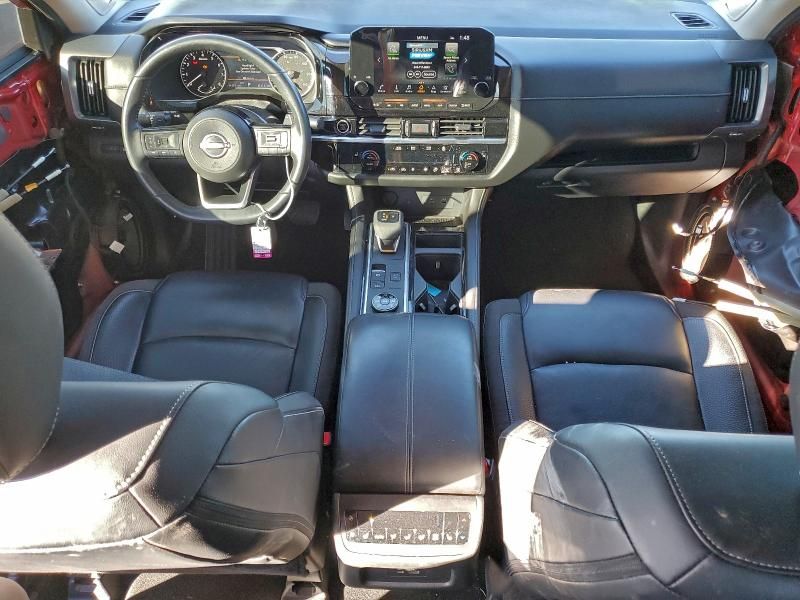 2023 Nissan Pathfinder sl