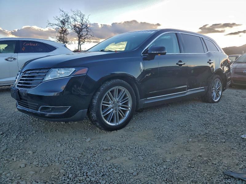 2018 Lincoln MKT