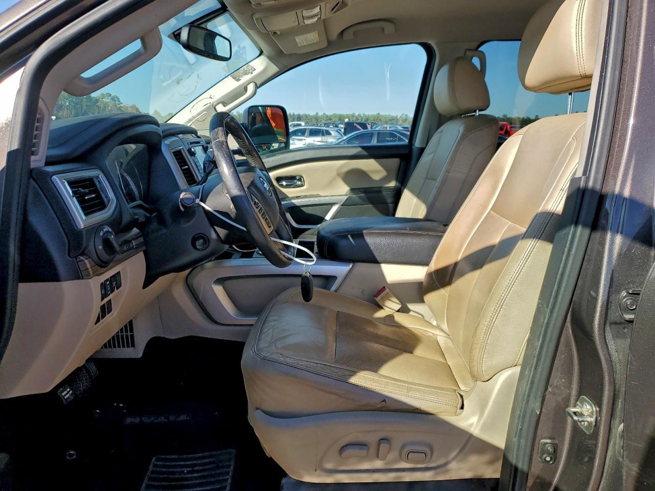 2016 Nissan Titan XD SL