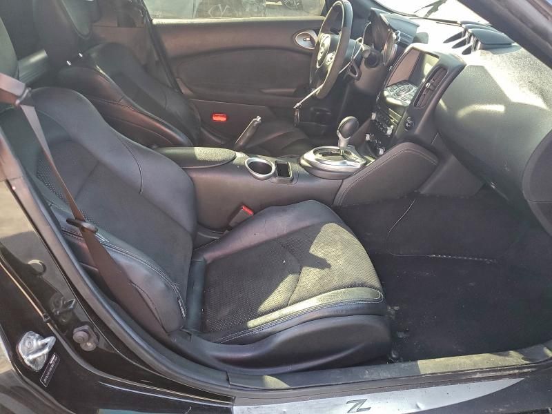 2014 Nissan 370z Base