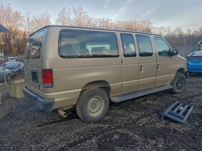 2014 Ford Econoline E250 van