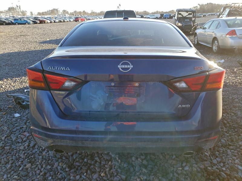 2024 Nissan Altima sr