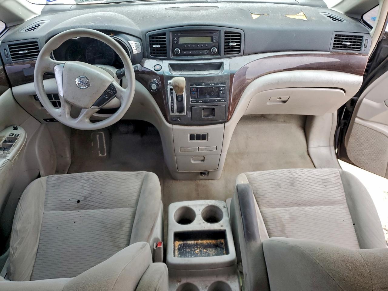 2014 Nissan Quest s