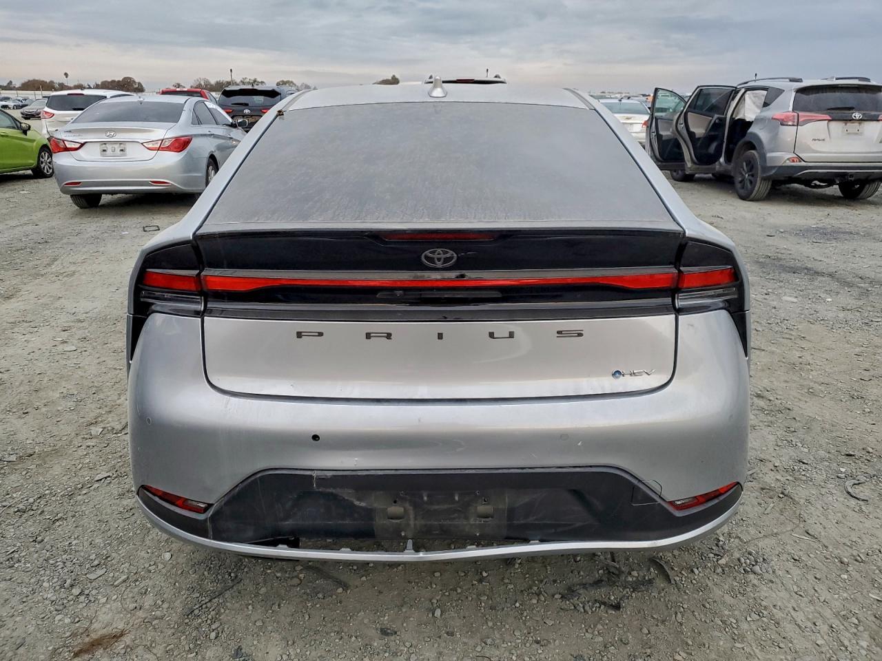 2025 Toyota Prius le