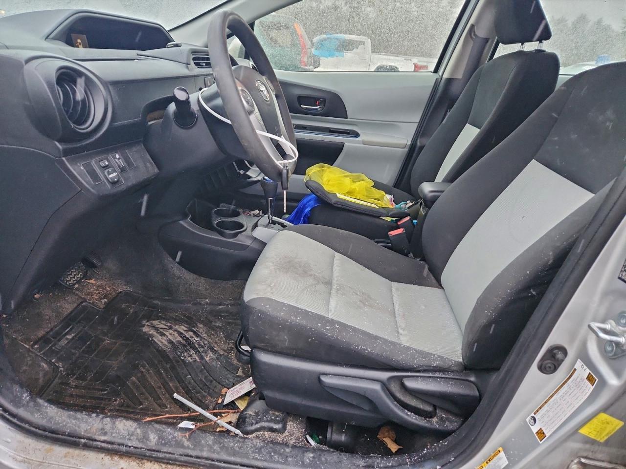2013 Toyota Prius c