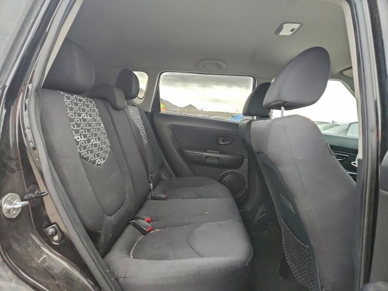 2011 KIA Soul +