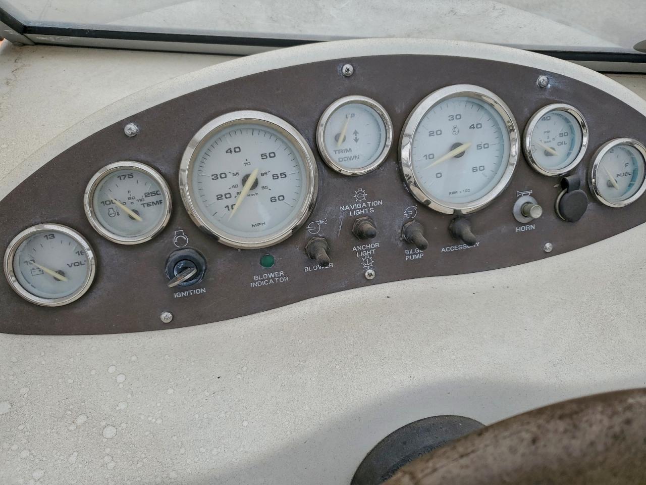 2001 Bayliner Marine Trailer