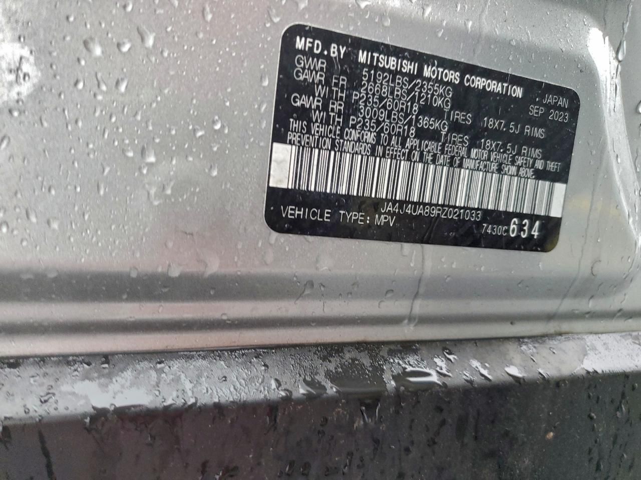 2024 Mitsubishi Outlander es