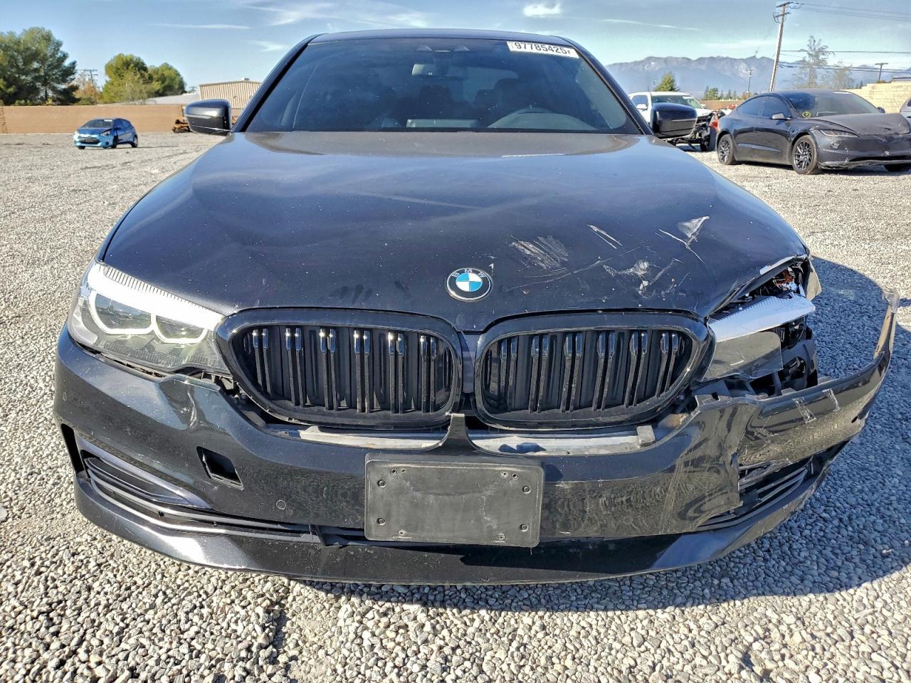 2019 BMW 530 i