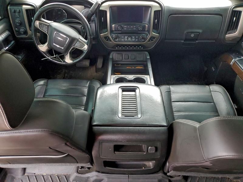 2018 GMC Sierra K2500 Denali