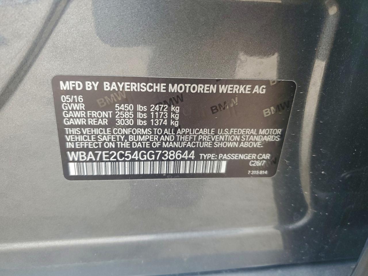 2016 BMW 740 i