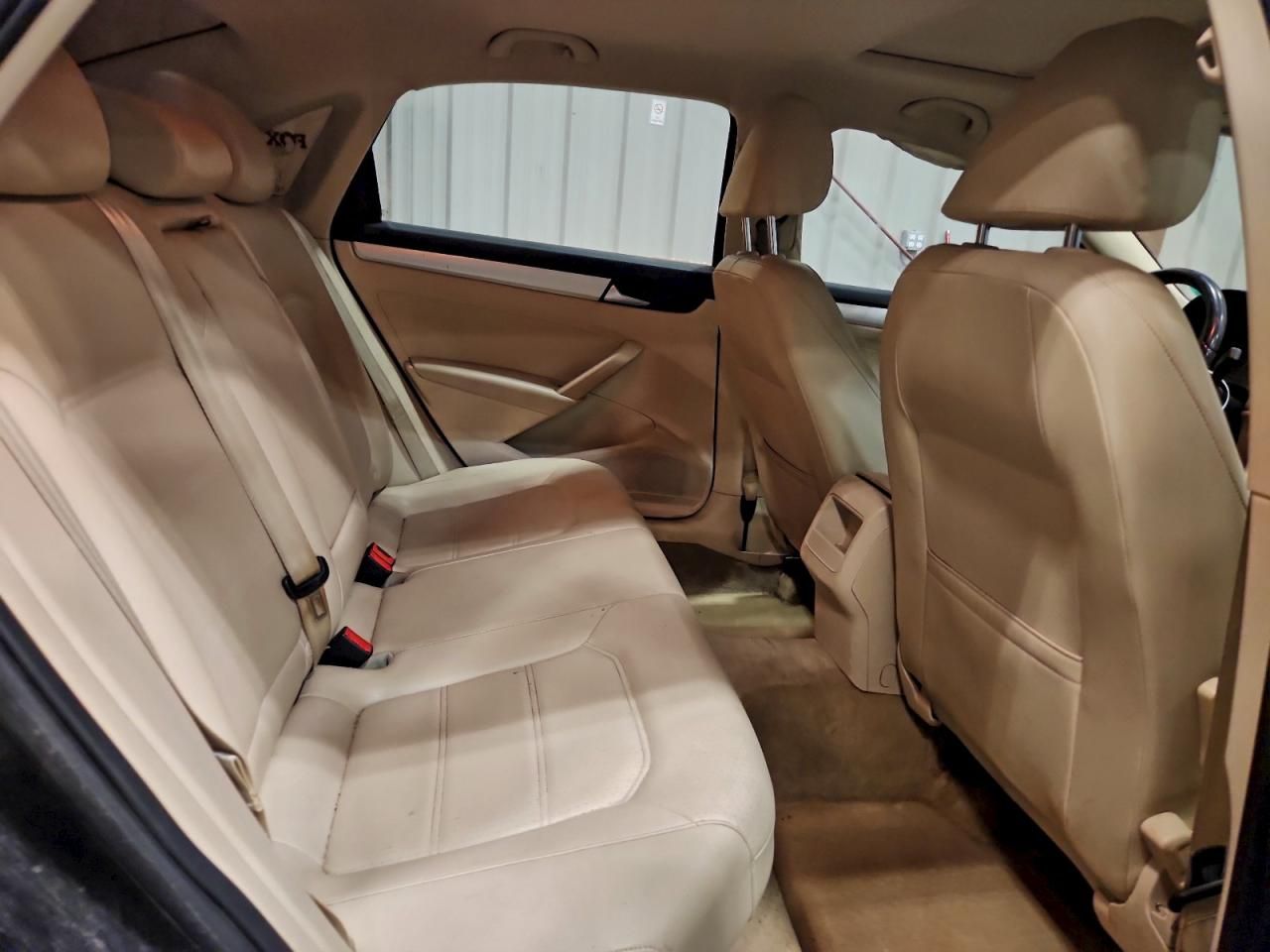 2012 Volkswagen Passat se