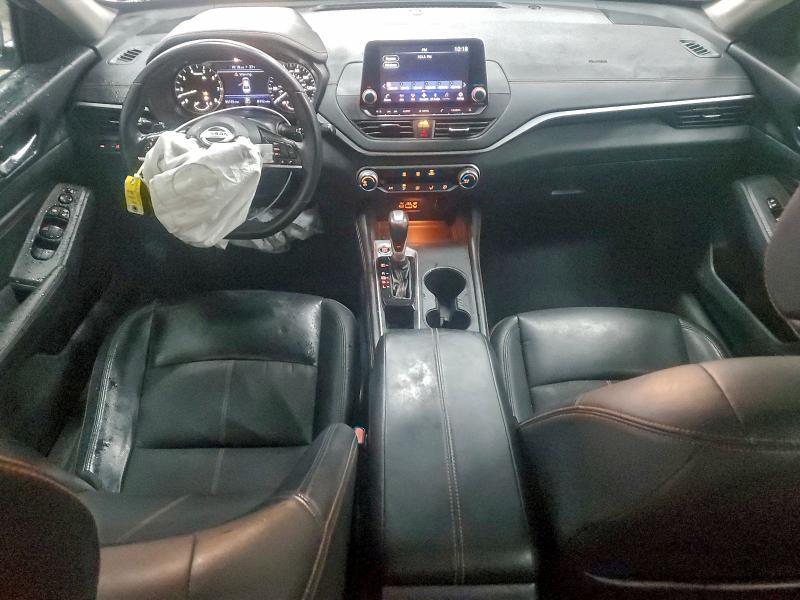 2021 Nissan Altima sr