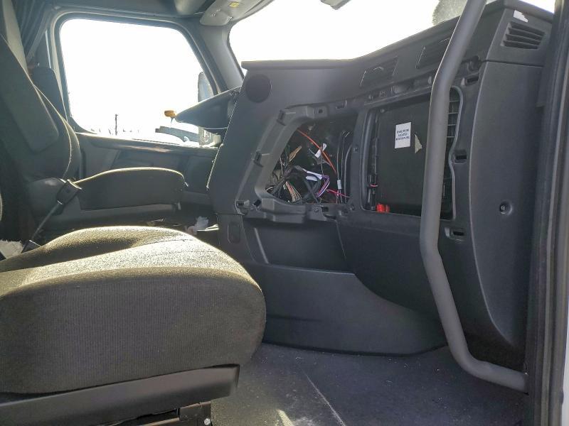 2023 Freigliner 2023 Freightliner Cascadia 126 Semi Truck