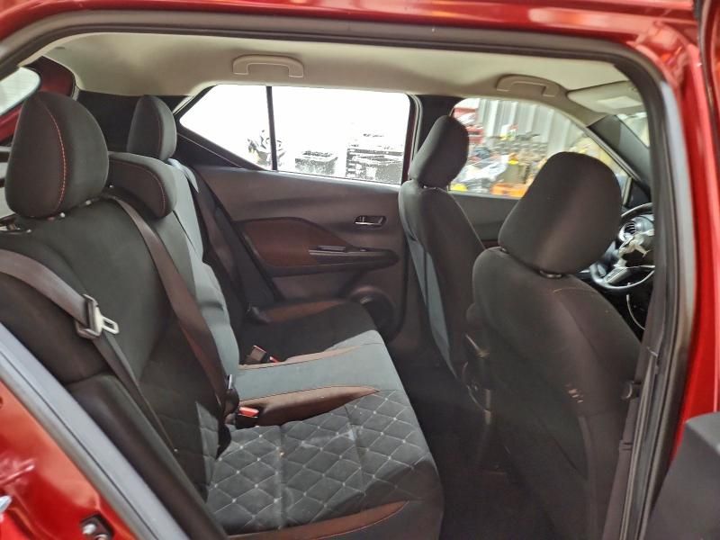 2020 Nissan Kicks sr
