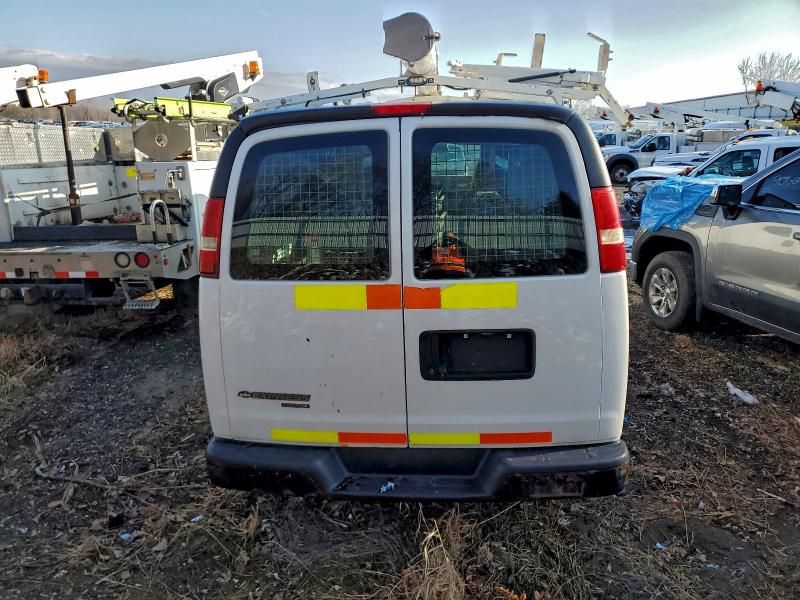 2013 Chevrolet Express G2500