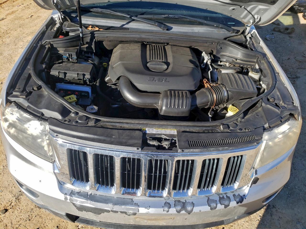 2011 Jeep Grand Cherokee Laredo