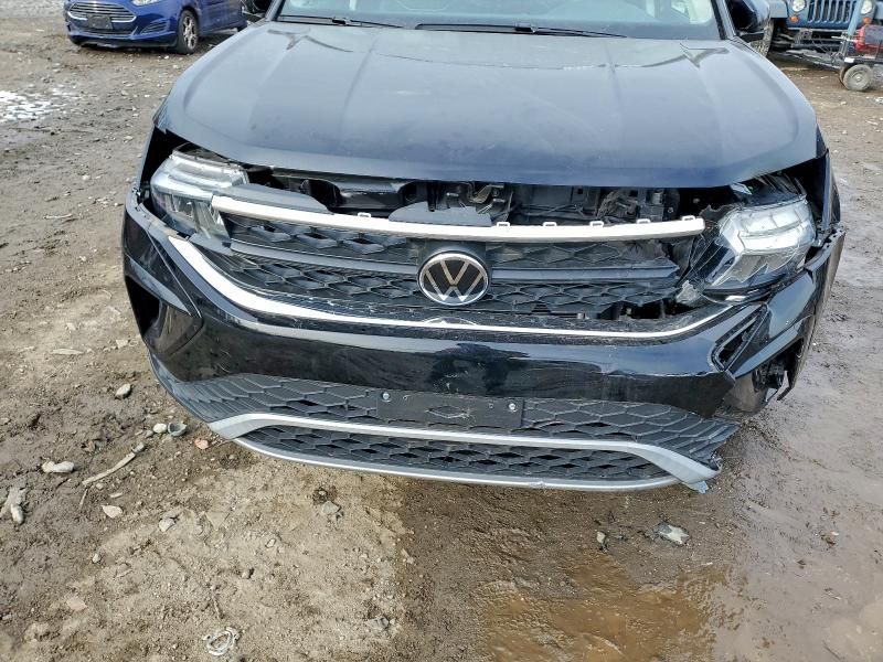 2024 Volkswagen Taos se