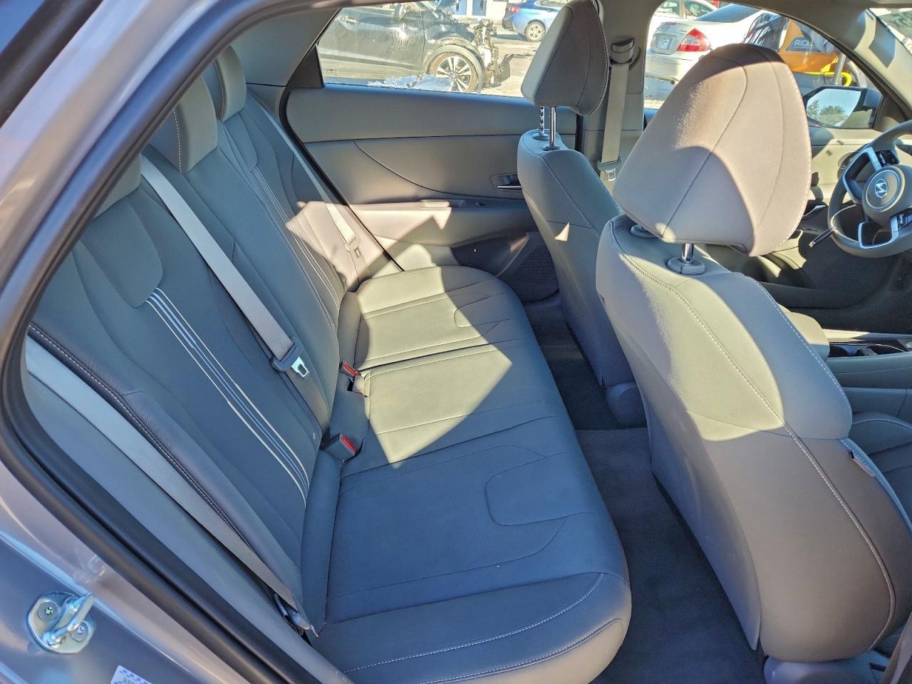 2023 Hyundai Elantra Blue