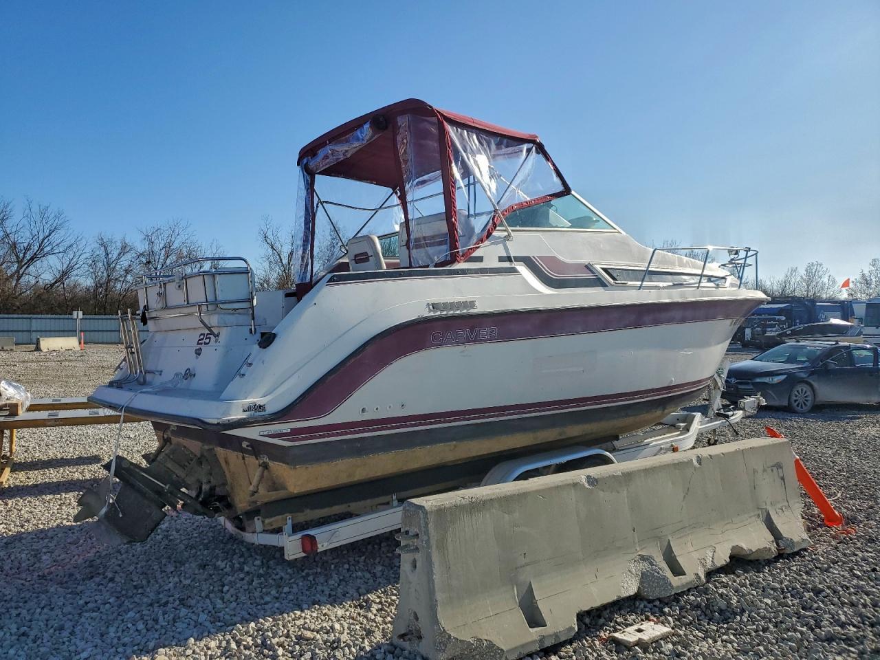 1989 Carver Yachts Montego