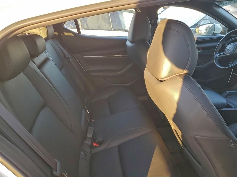 2022 Mazda 3 Select