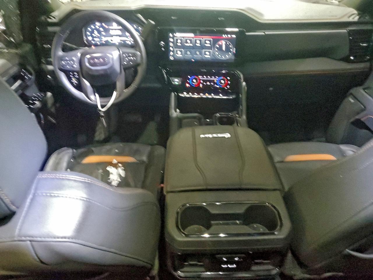 2025 GMC Sierra K2500 AT4