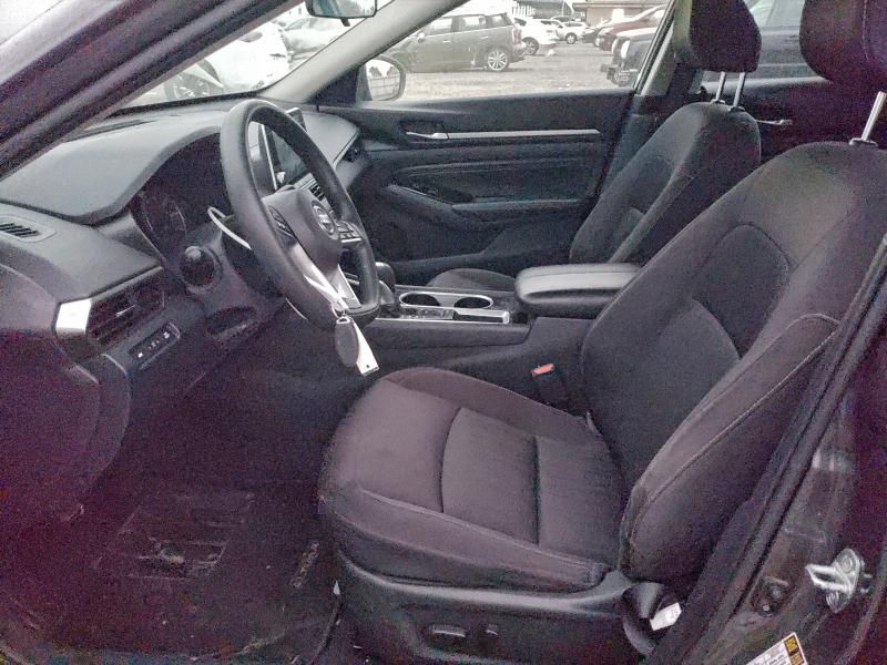 2021 Nissan Altima sv