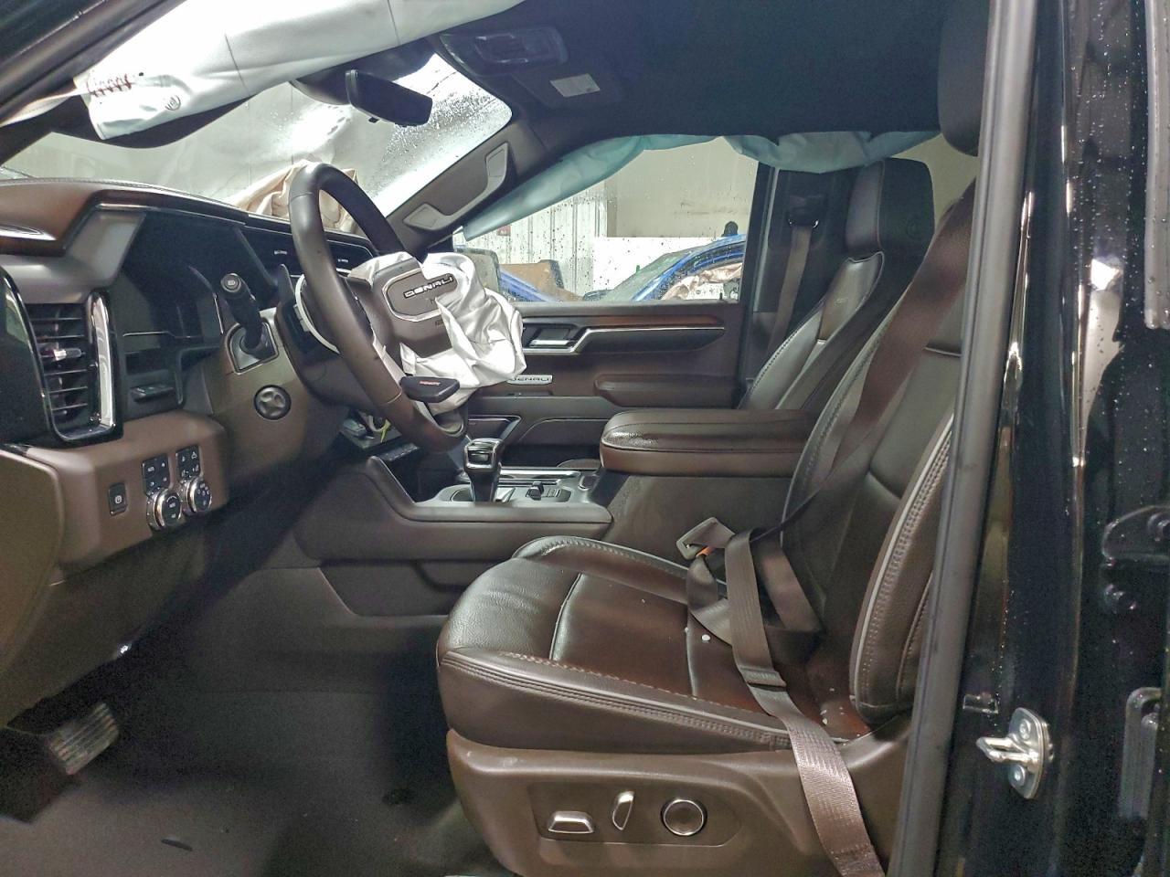 2025 GMC Sierra K1500 Denali