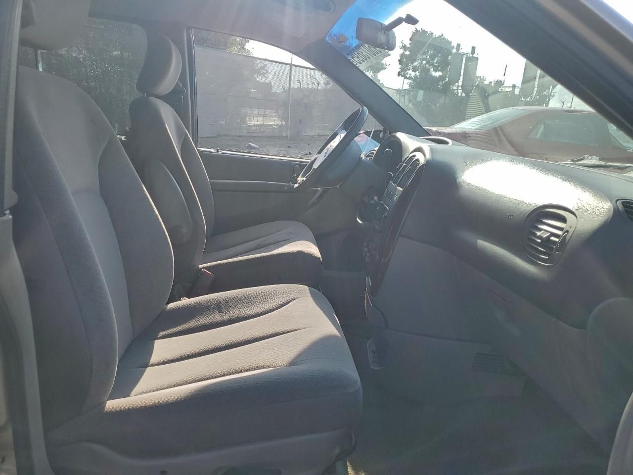 2002 Chrysler Town & Country el