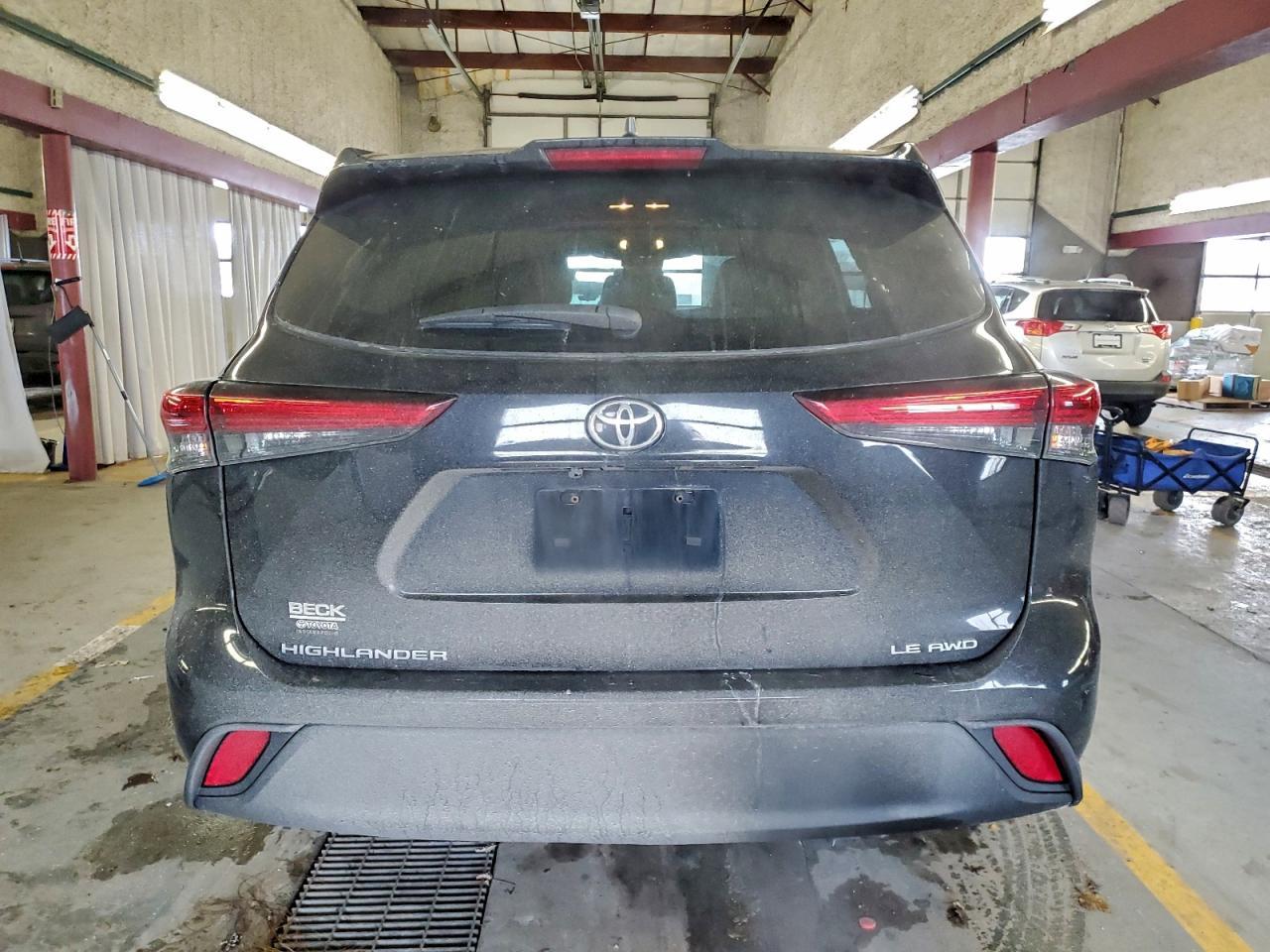 2022 Toyota Highlander l