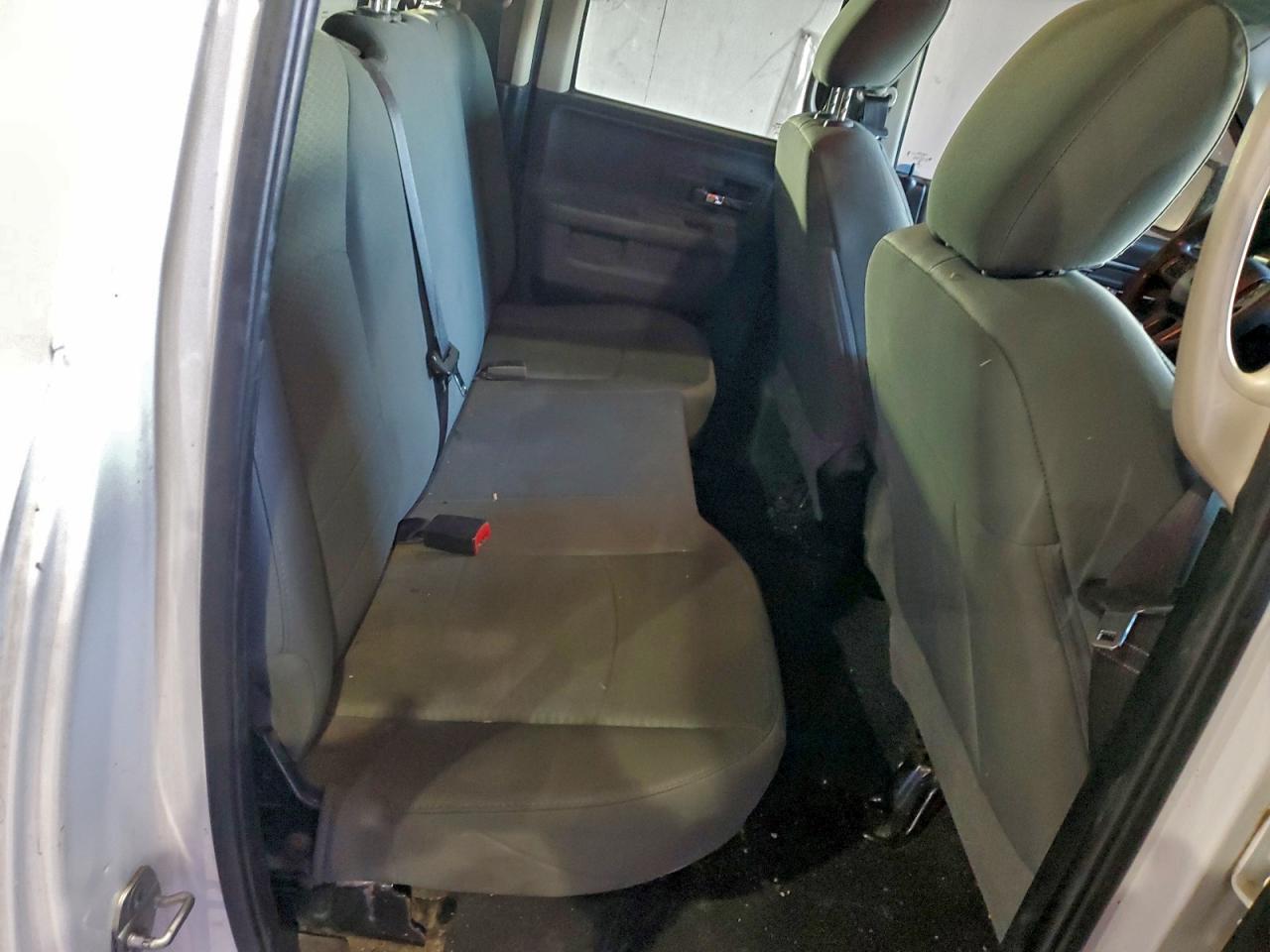 2015 Dodge RAM 1500 SLT