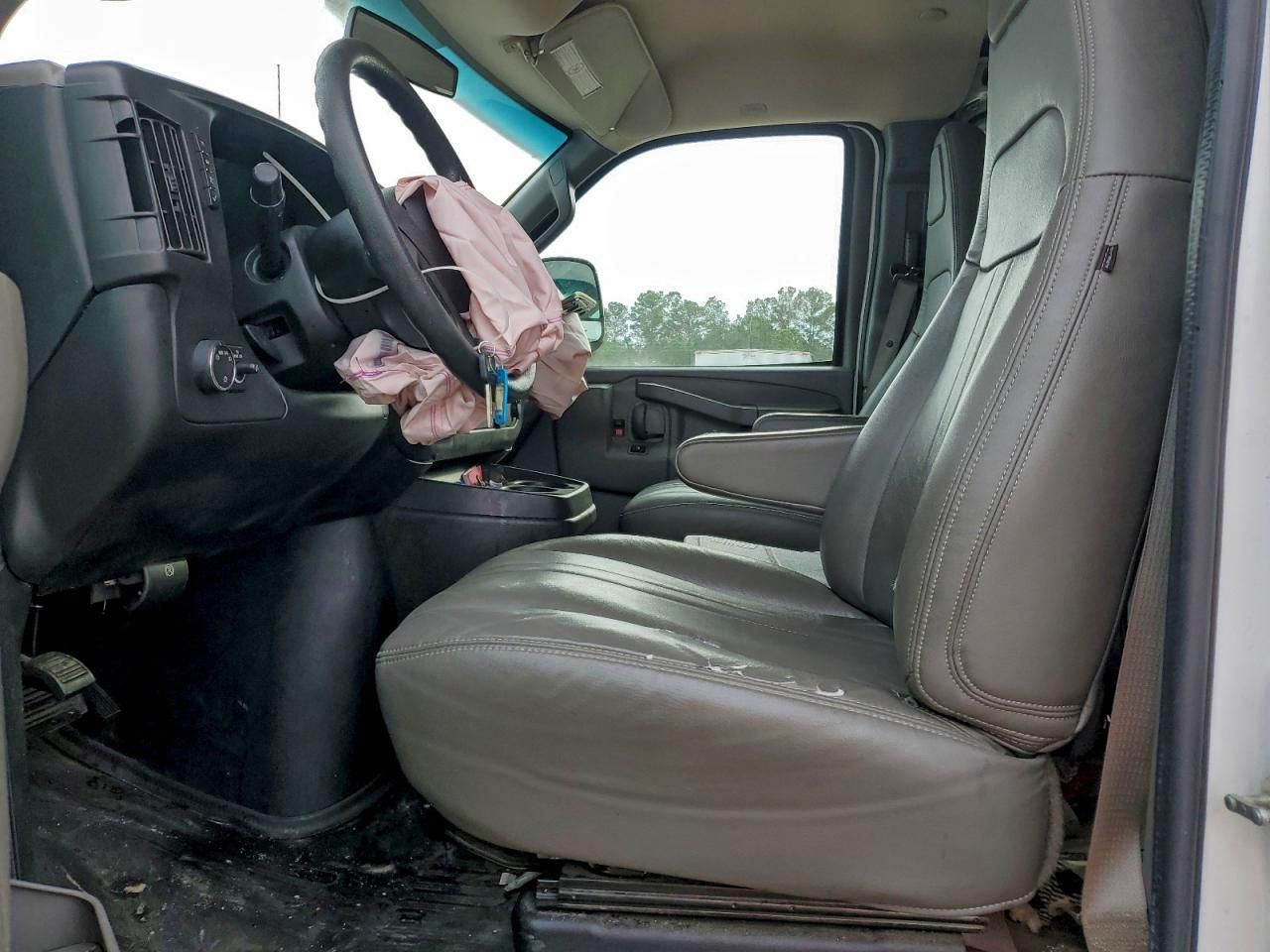 2017 Chevrolet Express G2500