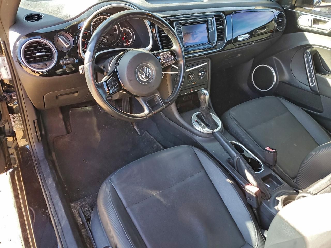 2016 Volkswagen Beetle se