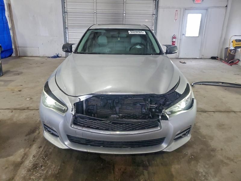 2016 Infiniti Q50 Premium